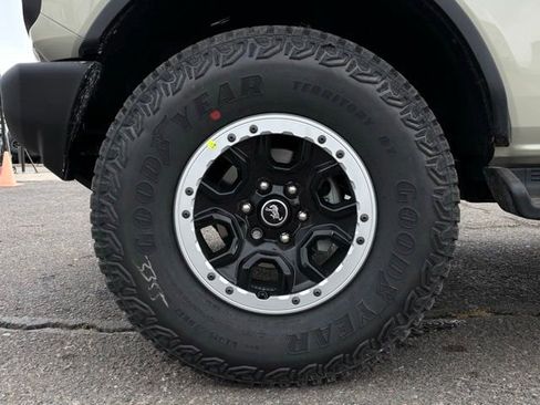 New 2025 Ford Bronco Base w/ Sasquatch Package image 28