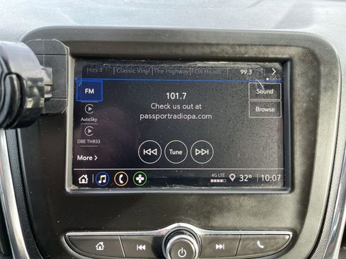 Used 2022 Chevrolet Equinox LS w/ LS Convenience Package image 14