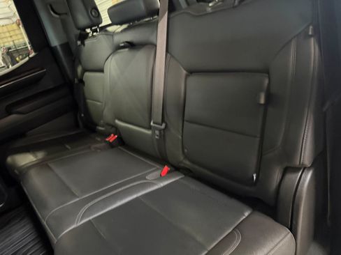 Used 2023 GMC Sierra 1500 SLT w/ SLT Premium Package AWD/4WD image 37