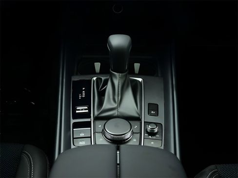 Certified 2025 MAZDA CX-50 2.5 Hybrid w/ Preferred Pkg image 10