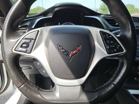 Used 2019 Chevrolet Corvette Stingray Coupe w/ 1LT RWD image 26