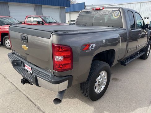 Used 2013 Chevrolet Silverado 2500 LTZ w/ Suspension Package, Off-Road AWD/4WD image 12