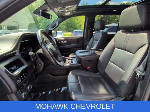 Used 2024 Chevrolet Suburban RST w/ Luxury Package AWD/4WD image 20