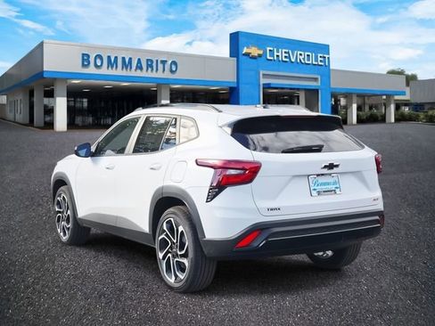 New 2026 Chevrolet Trax RS w/ Driver Confidence Package image 3