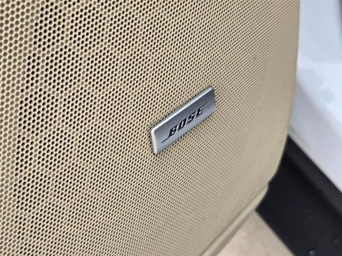 Used 2017 Cadillac XT5 Premium Luxury FWD image 26