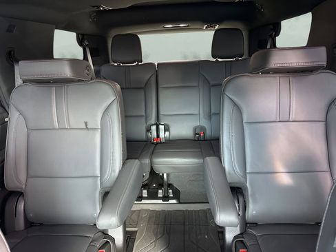 Used 2024 Chevrolet Tahoe RST w/ Luxury Package image 11