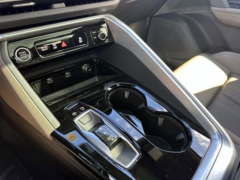 New 2025 Audi Q5 Prestige image 27