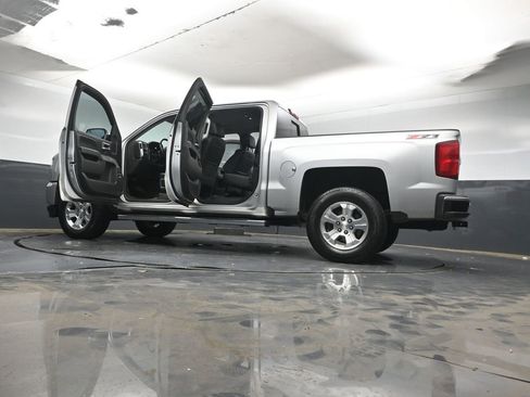 Used 2018 Chevrolet Silverado 1500 LTZ Z71 w/ LTZ Plus Package AWD/4WD image 44