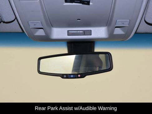 Used 2018 Chevrolet Tahoe 2WD image 23