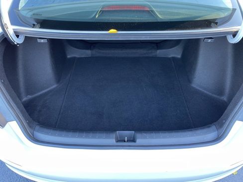 Used 2023 Honda Civic EX image 9