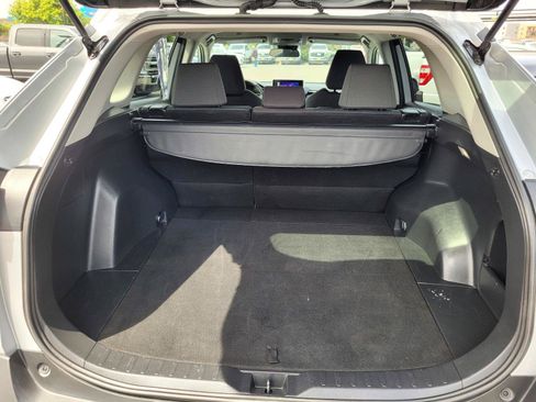 Used 2025 Toyota RAV4 XLE FWD image 35