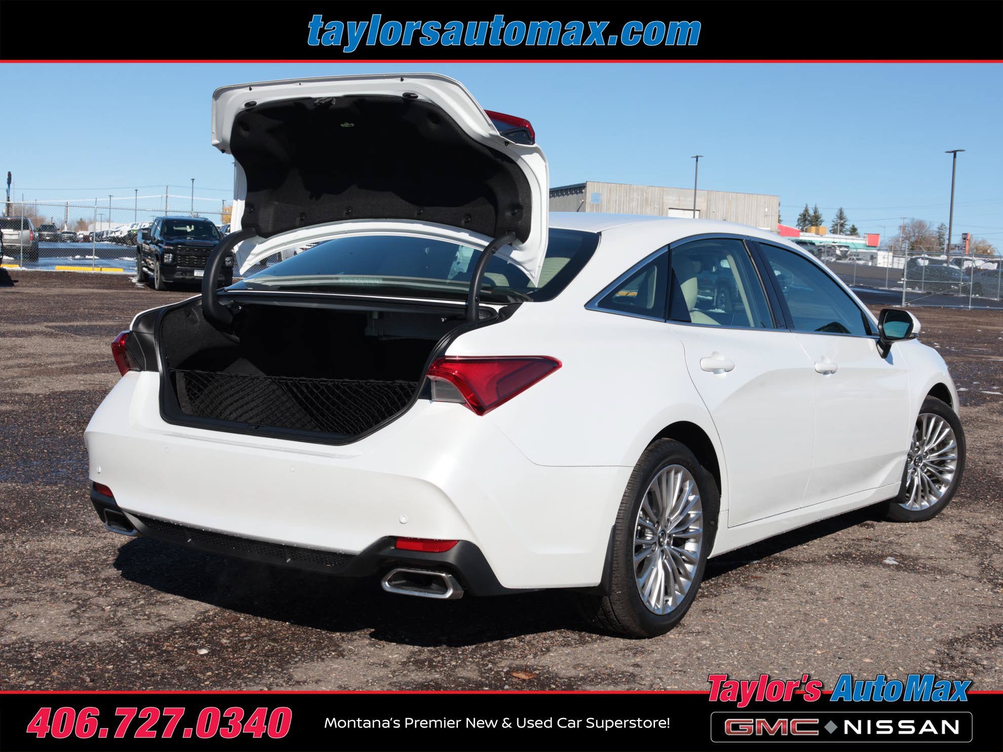 Used 2019 Toyota Avalon Limited FWD image 40