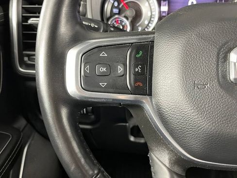 Used 2022 RAM 1500 Laramie AWD/4WD image 17