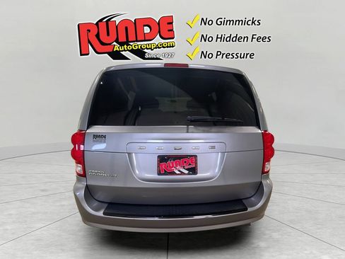 Used 2015 Dodge Grand Caravan SE w/ Quick Order Package 29E SE FWD image 8