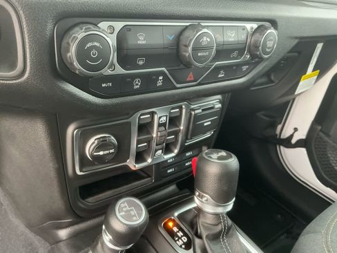 New 2026 Jeep Wrangler Sport AWD/4WD image 24