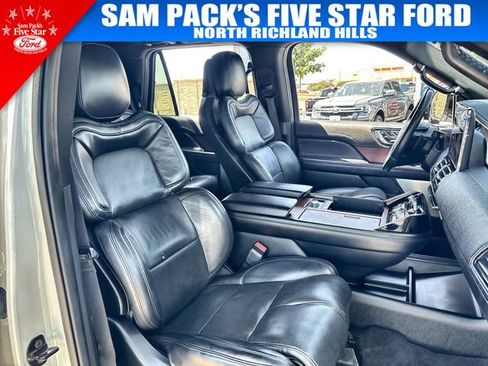 Used 2020 Lincoln Navigator Reserve w/ Luxury Package AWD/4WD image 35