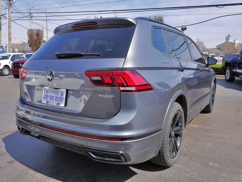 Used 2023 Volkswagen Tiguan SE R-Line image 7