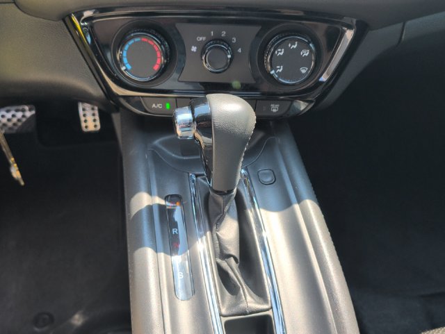 Used 2021 Honda HR-V Sport image 24