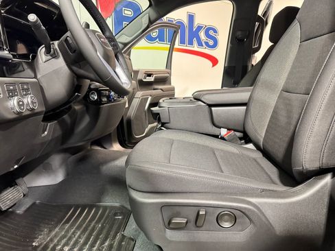 New 2026 GMC Sierra 1500 Elevation image 9