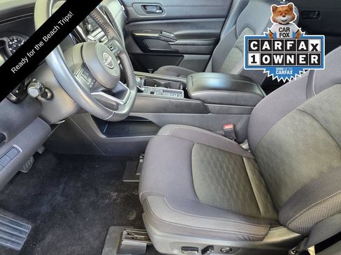Used 2024 Nissan Pathfinder SV FWD image 7