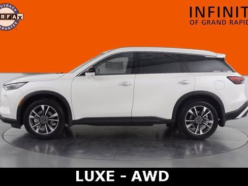 Used 2023 INFINITI QX60 Luxe image 4