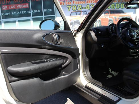 Used 2018 MINI Cooper Clubman S image 10