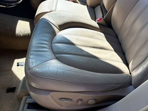 Used 2011 Buick Lucerne CXL w/ Driver Confidence Package image 16