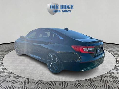 Used 2018 Honda Accord Sport image 7