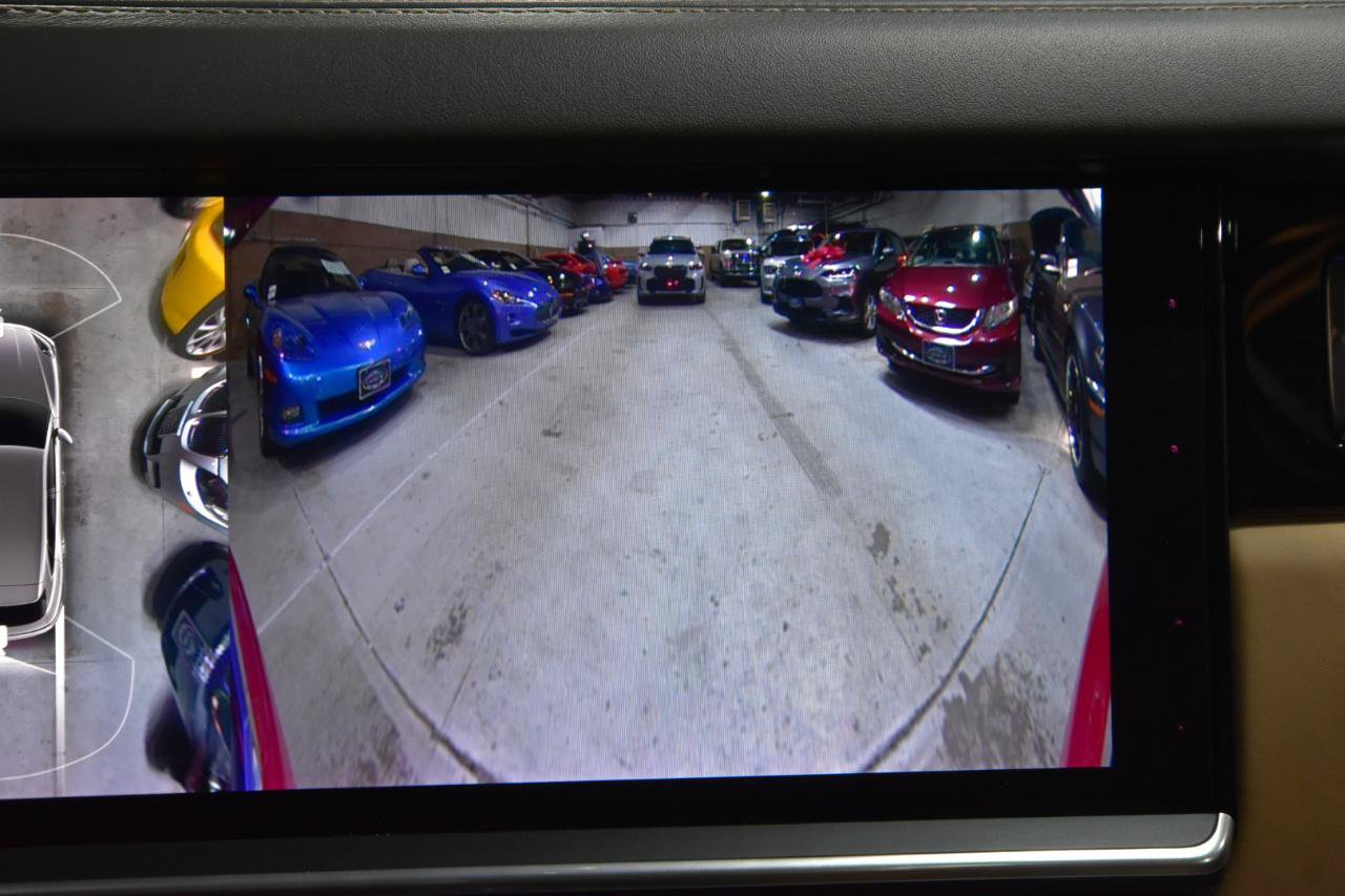 Used 2021 Porsche Cayenne AWD/4WD image 30