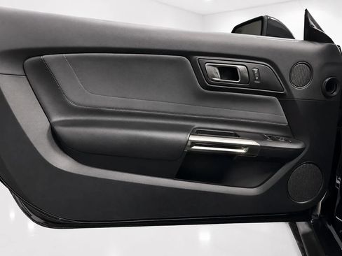 Used 2019 Ford Mustang Shelby GT350 RWD image 12