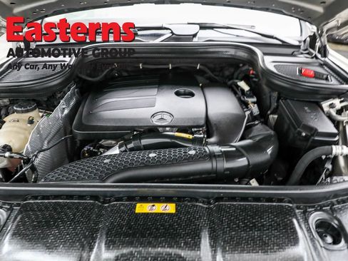 Used 2020 Mercedes-Benz GLE 350 w/ AMG Line Exterior image 7