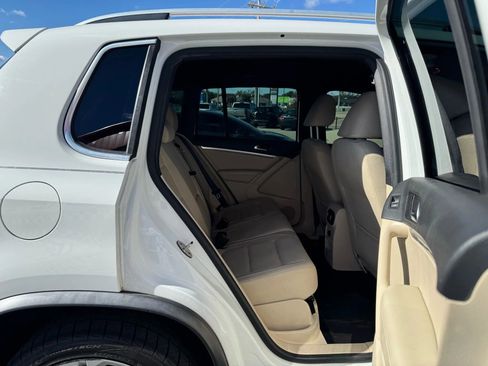 Used 2016 Volkswagen Tiguan R-Line image 24