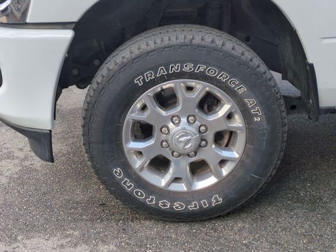 Used 2024 RAM 2500 Laramie w/ Safety Group image 11