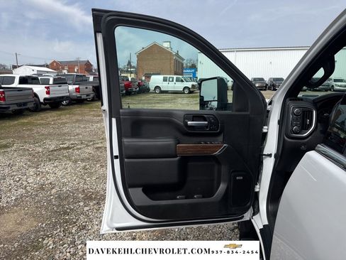 Used 2022 Chevrolet Silverado 3500 High Country w/ Safety Package II AWD/4WD image 11
