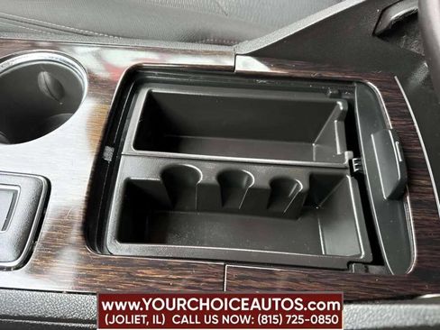 Used 2016 Chevrolet Traverse LT w/ Style and Technology Package image 52