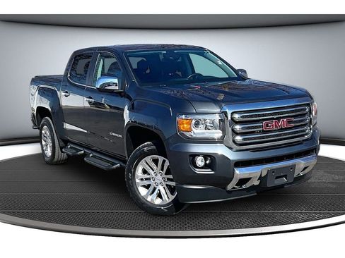 Used 2016 GMC Canyon SLT image 12