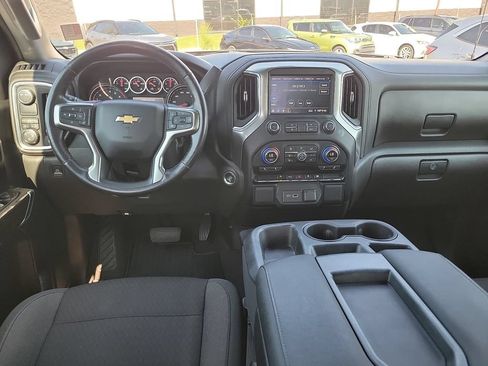 Used 2022 Chevrolet Silverado 1500 LT RWD image 10