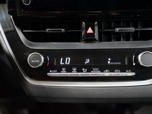Certified 2024 Toyota Corolla LE FWD image 20