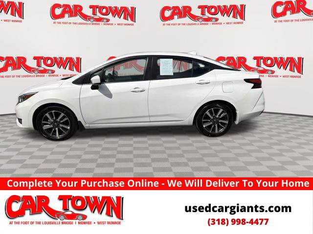 Used 2025 Nissan Versa SV w/ Trunk Package FWD image 1