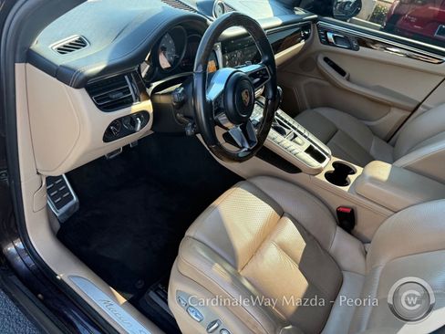 Used 2020 Porsche Macan S image 23