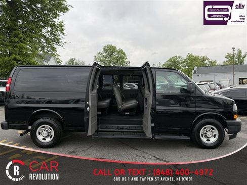 Used 2019 Chevrolet Express 3500 LS RWD image 8