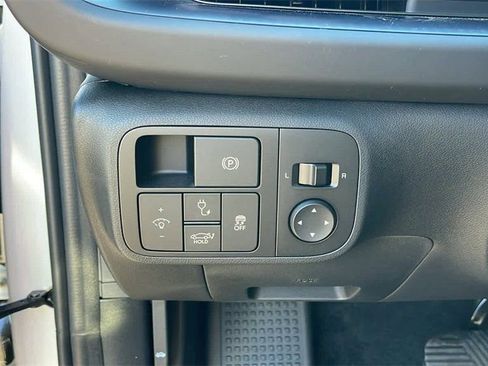 New 2025 Hyundai Ioniq 6 SEL image 24