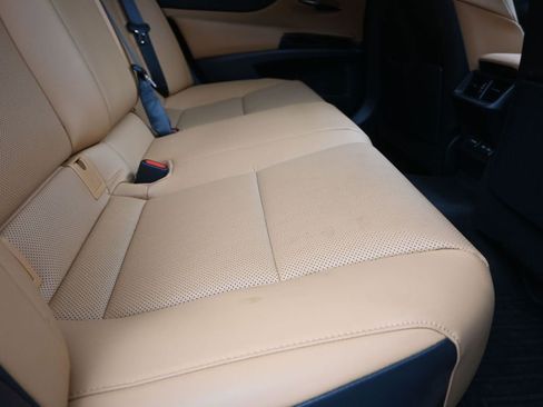 Certified 2024 Lexus ES 250 w/ Premium Package image 22