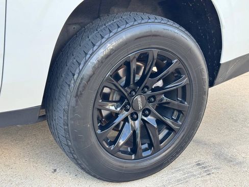 Used 2021 GMC Yukon XL SLT RWD image 39