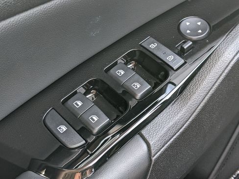 Certified 2023 Kia Sportage SX image 20