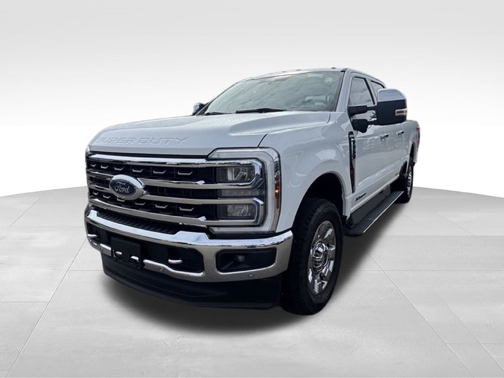 Used 2024 Ford F350 4x4 Crew Cab Super Duty image 1