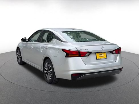 Used 2026 Nissan Altima 2.5 SV FWD image 12