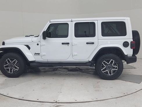 New 2026 Jeep Wrangler Sahara image 9