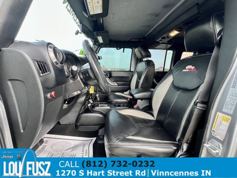 Used 2018 Jeep Wrangler Unlimited Sport S AWD/4WD image 9