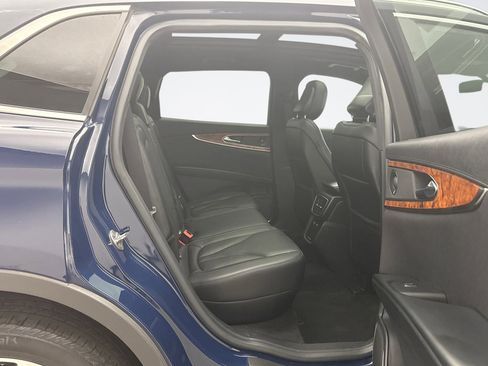 Used 2020 Lincoln Nautilus Reserve AWD/4WD image 21